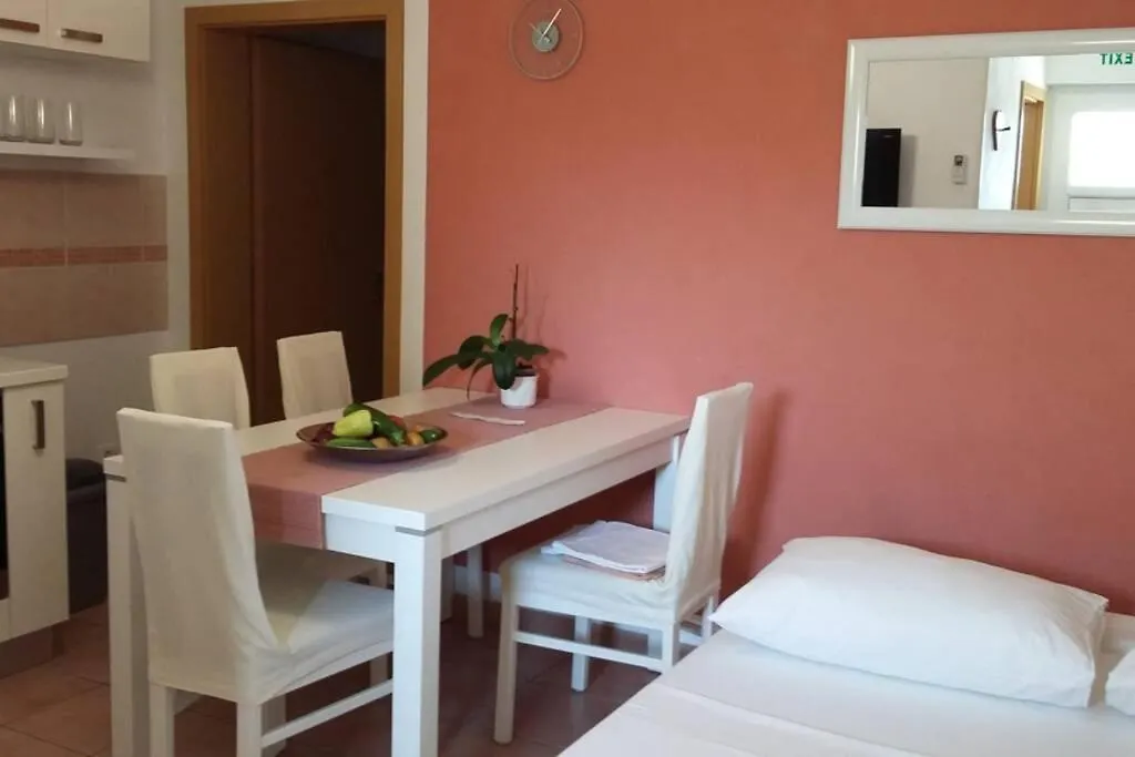 Flowers House On The Island Dugi Otok Zman Apartment