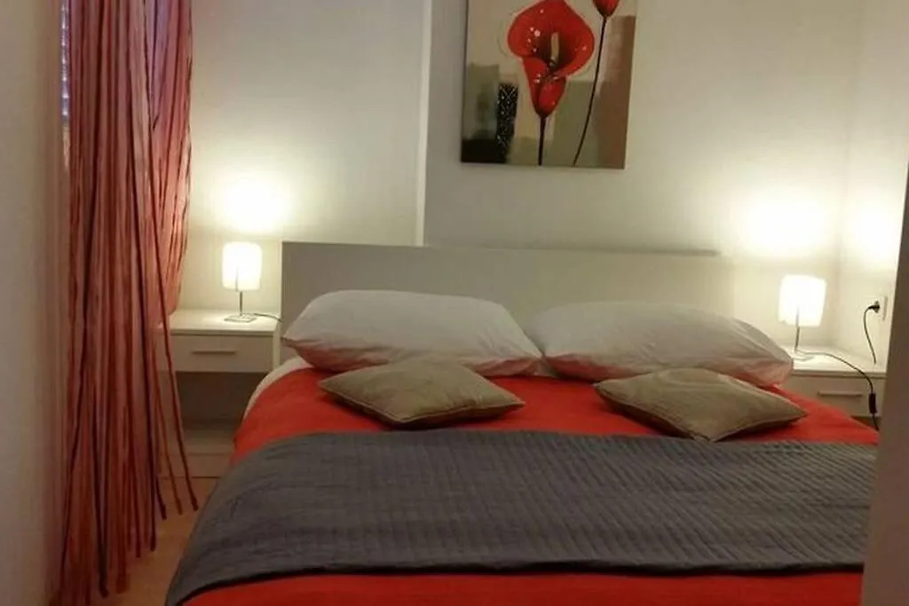 Flowers House On The Island Dugi Otok Zman